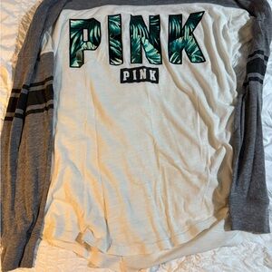 PINK Victoria's Secret Gray and White Long Sleeve Tee